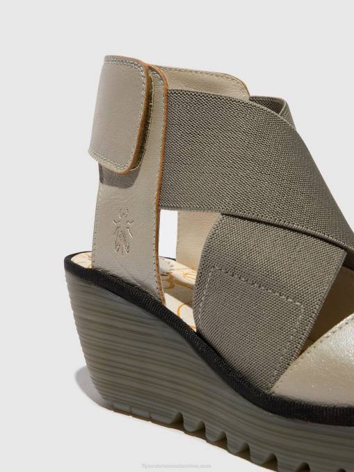 Crossover Sandals YUBA385 Fly London Women SILVER 0JLR477